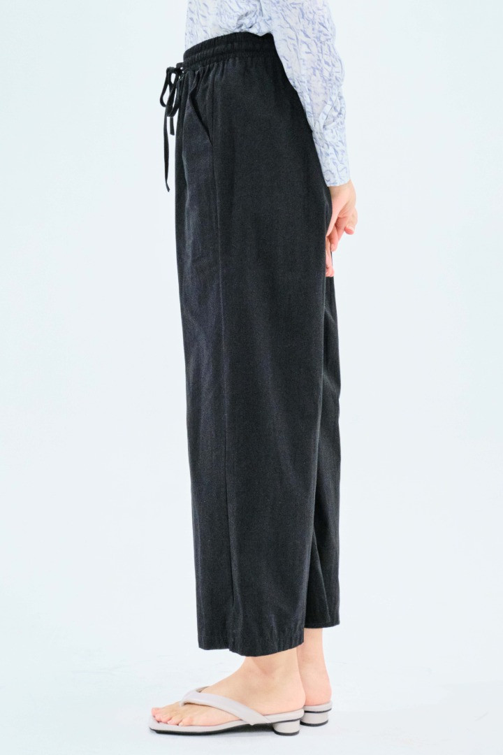 Black Kyra Lightweight Cotton Pallazo Wide Pants - MC Vogue Malaysia