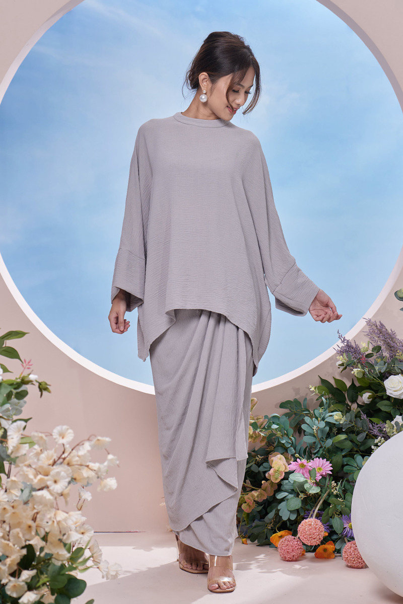 Grey Erina Batwing Loose Kurung - MC Vogue Malaysia