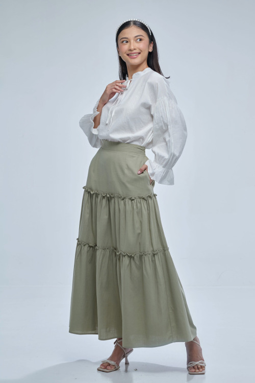 Green Farisa Tiered Maxi Skirt